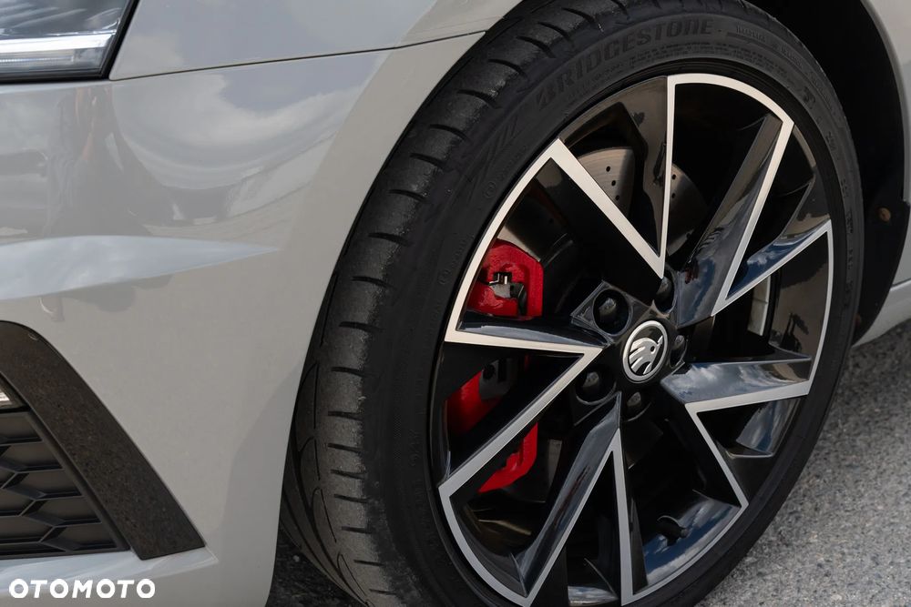 Skoda Octavia 2.0 TSI GPF RS 245 - 11