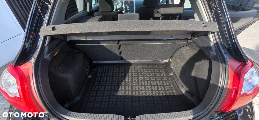 Toyota Auris 2.0 D-4D - 5