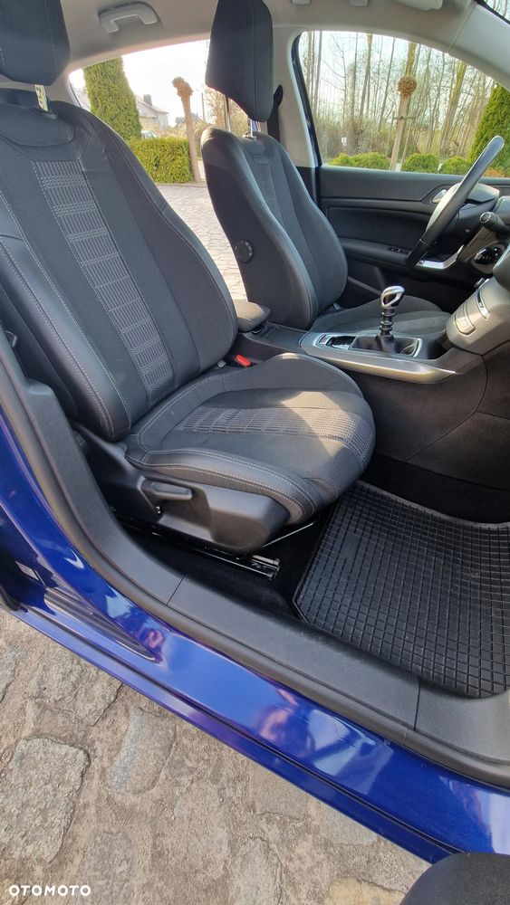 Peugeot 308 1.2 PureTech Allure S&S - 9