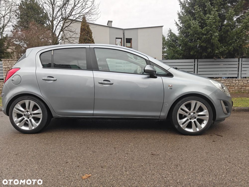 Opel Corsa 1.4 16V Edition - 14