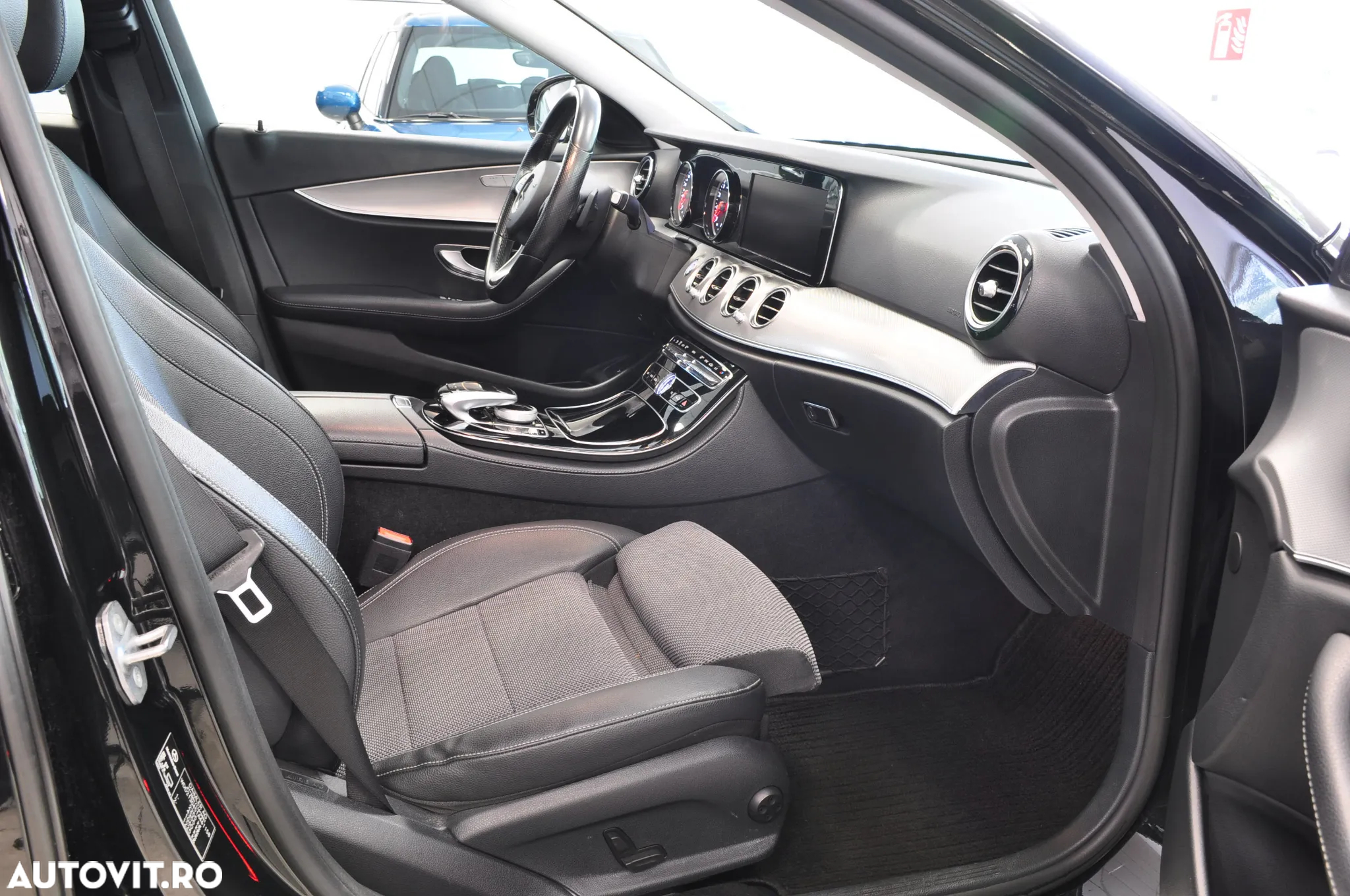 Mercedes-Benz E 250 Aut. - 11