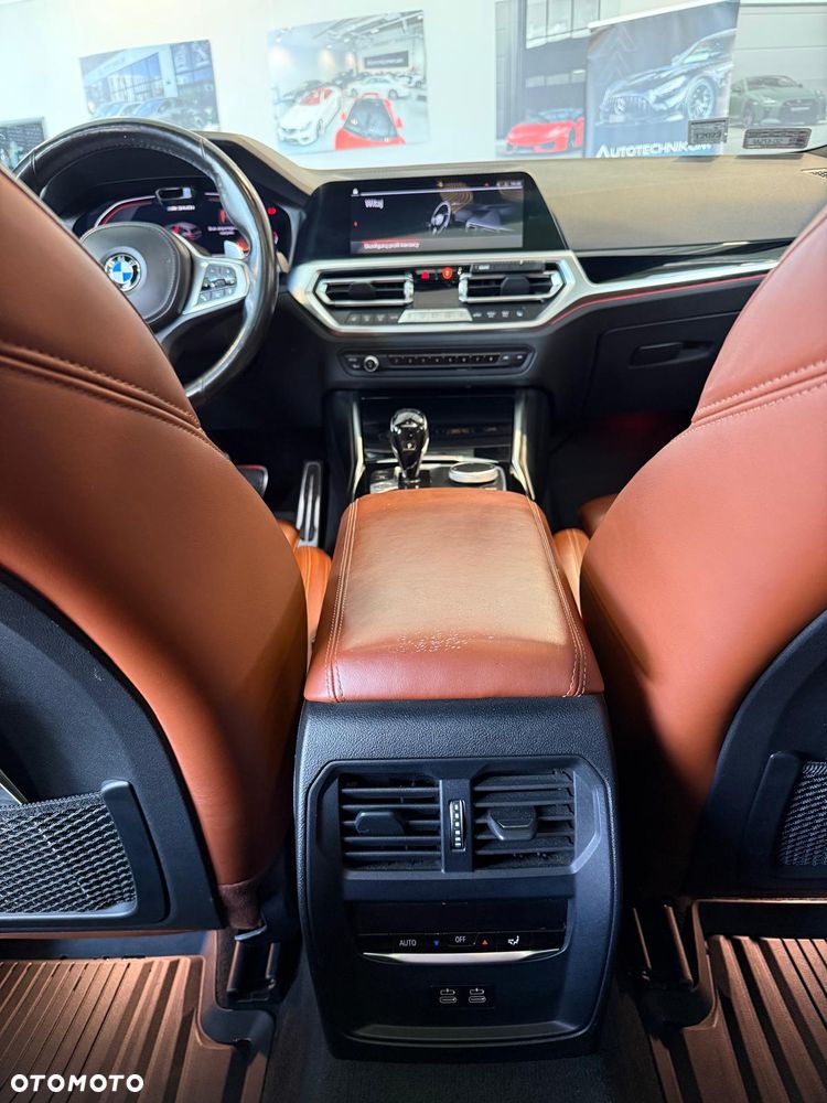 BMW Seria 3 M340i xDrive sport - 12
