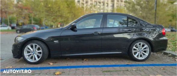 BMW Seria 3 325i xDrive - 6
