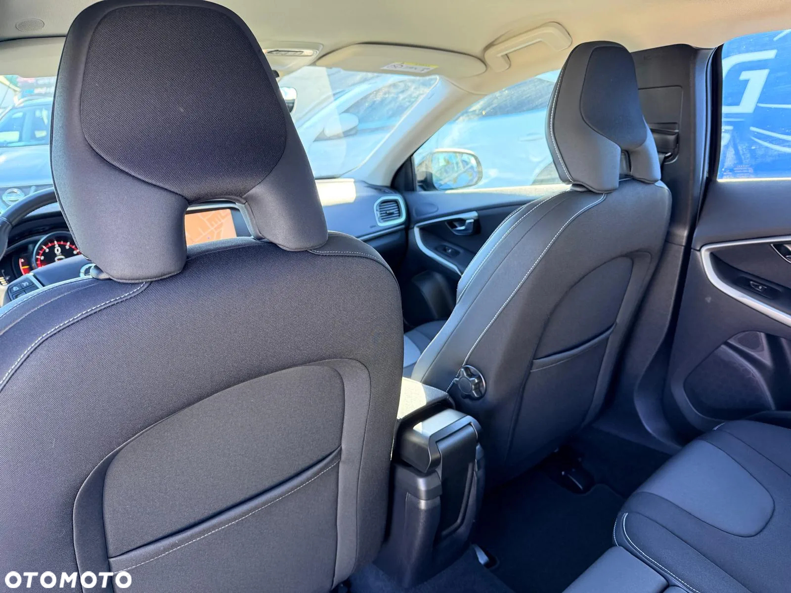 Volvo V40 T2 Kinetic - 14