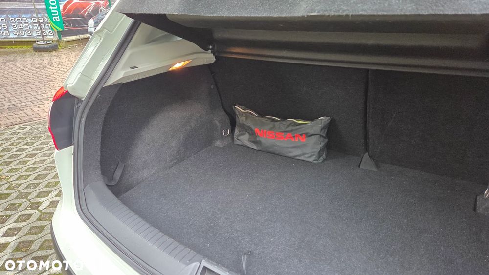 Nissan Qashqai 2.0 dCi 4 x 4 DPF tekna - 17