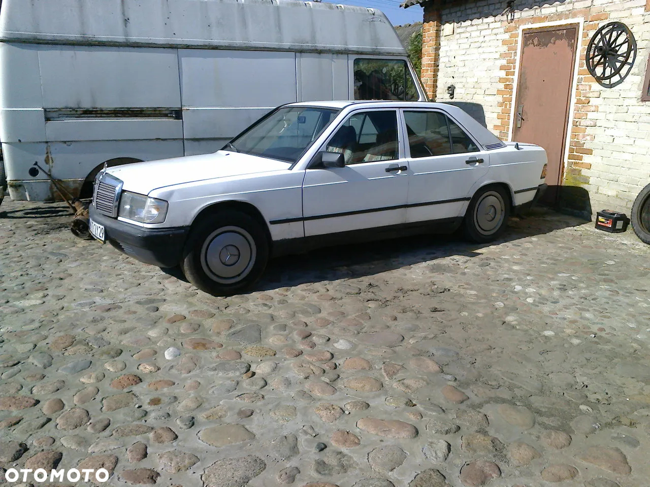 MERCEDES W201 190 W124 2,3 Skrzynia automat Zawieszenie Szyby Drzwi Koła Tapicerka Listwy Lampy - 29