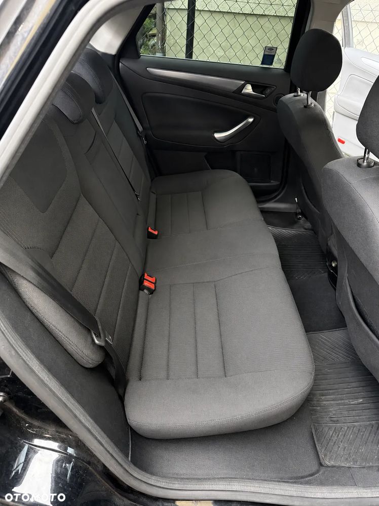 Ford Mondeo 2.0 TDCi Trend - 11