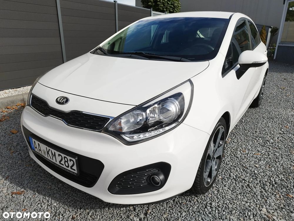 Kia Rio 1.2 Business Line - 11