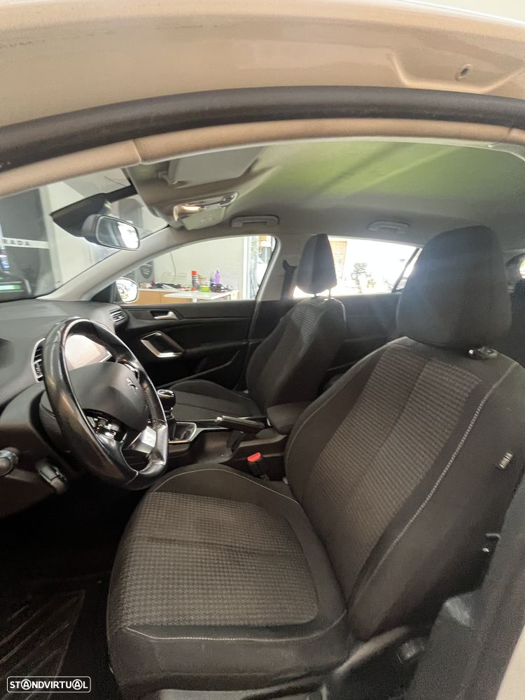 Peugeot 308 1.5 BlueHDi Active Pack - 47