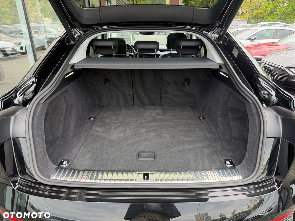 Audi e-tron Sportback - 24