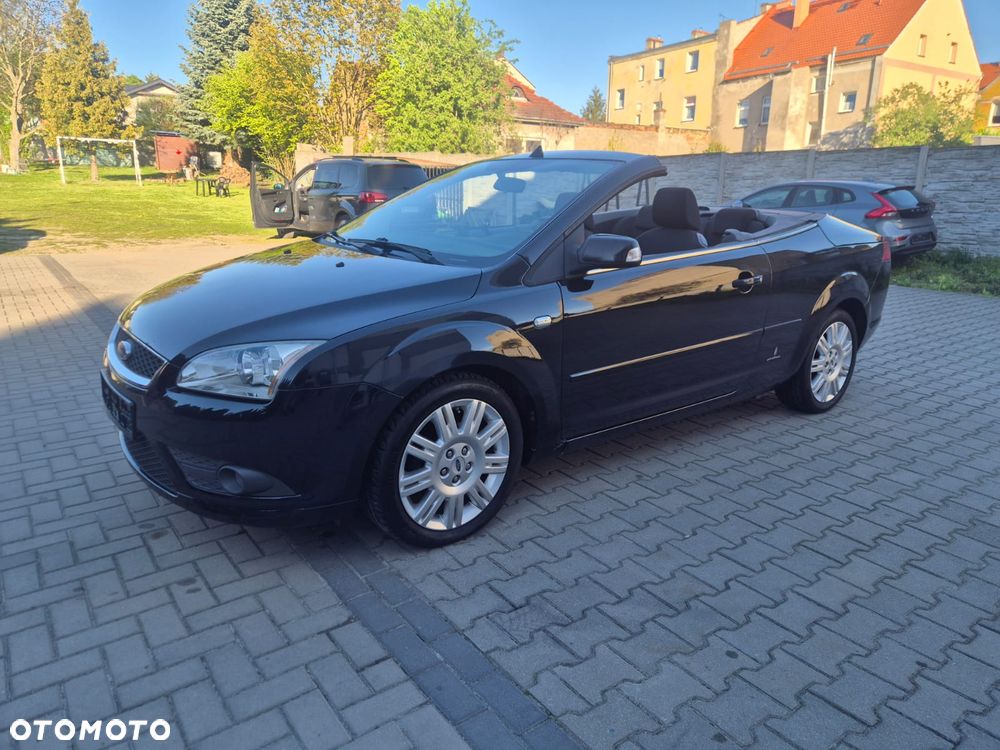 Ford Focus 1.6 Ambiente - 4