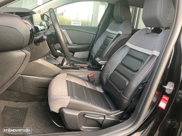 Citroën C4 PureTech 130 Stop&Start SHINE - 28