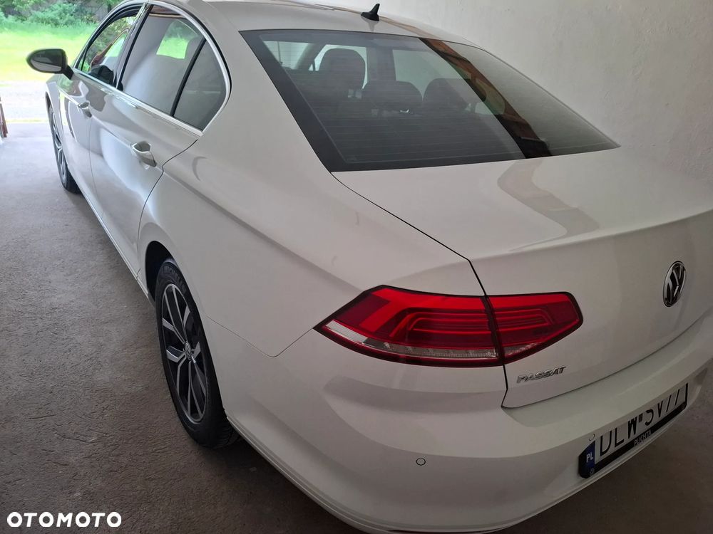 Volkswagen Passat 1.4 TSI BMT Comfortline - 30