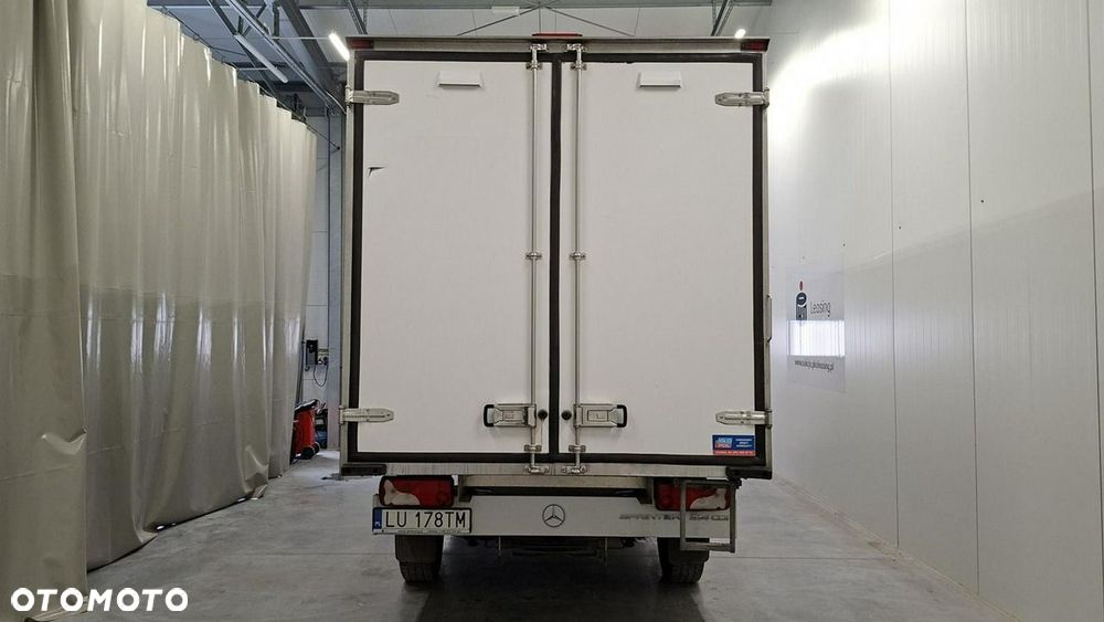 Mercedes-Benz Sprinter - 5