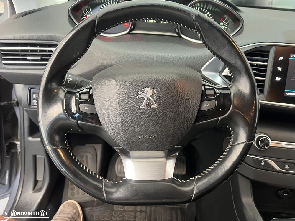 Peugeot 308 SW - 14