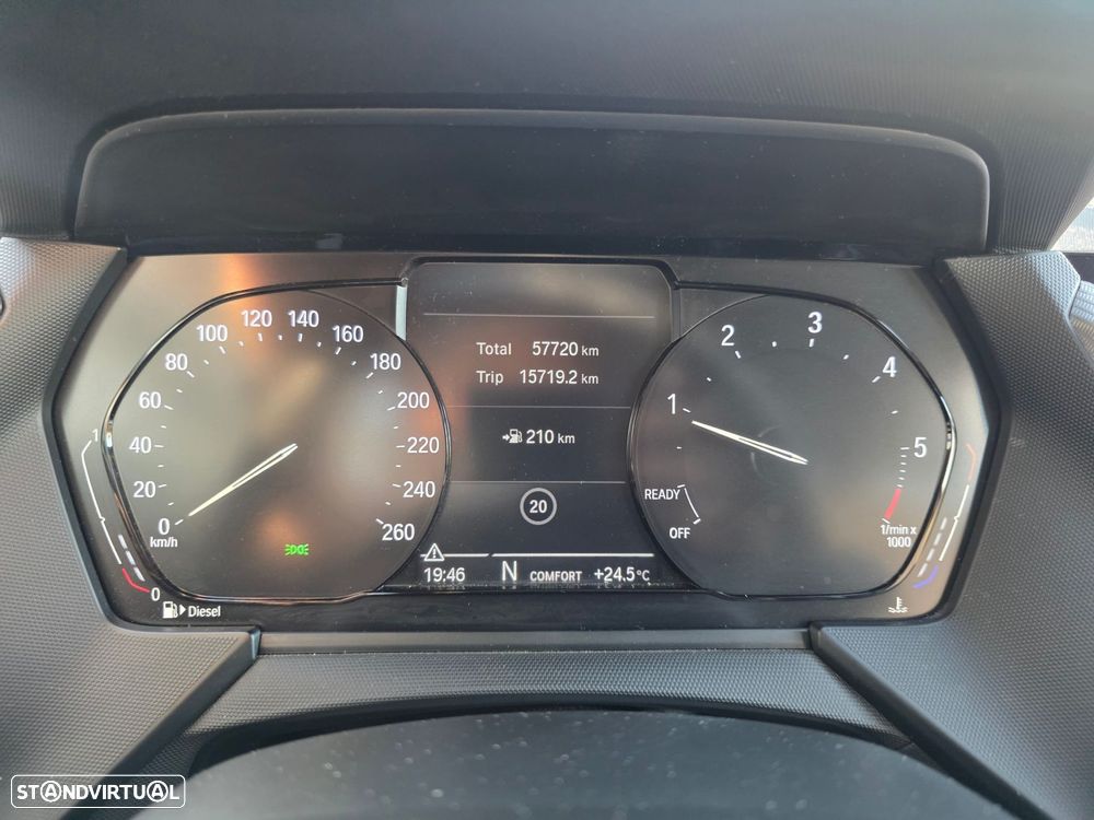 BMW 116 d Pack Desportivo M - 10