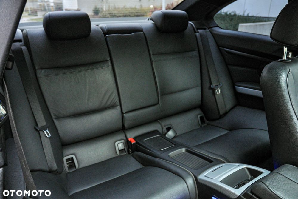 BMW Seria 3 - 12