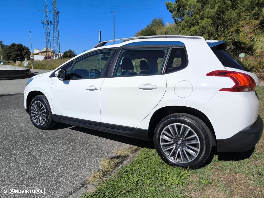 Peugeot 2008 1.2 VTi Active - 3