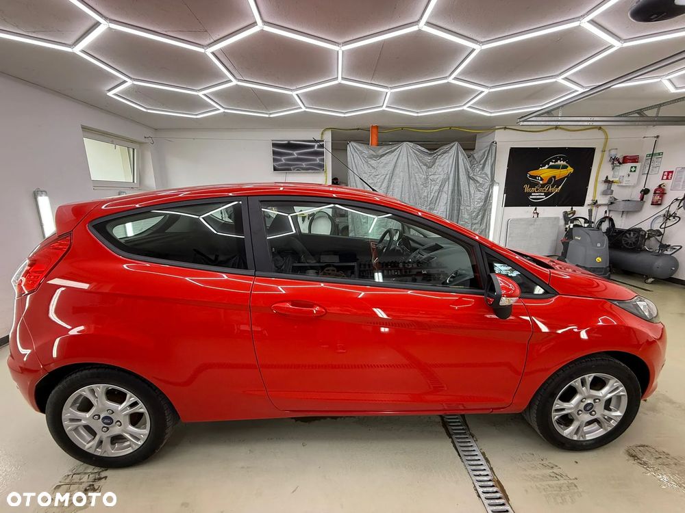 Ford Fiesta - 10