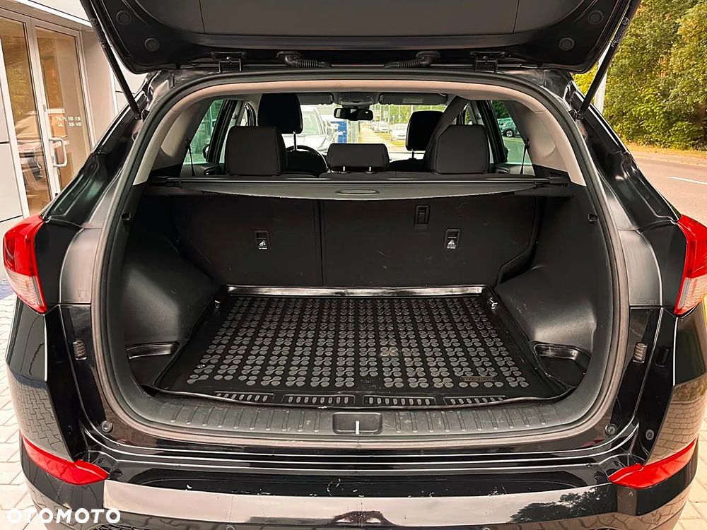 Hyundai Tucson 1.6 GDI BlueDrive Comfort 2WD - 11