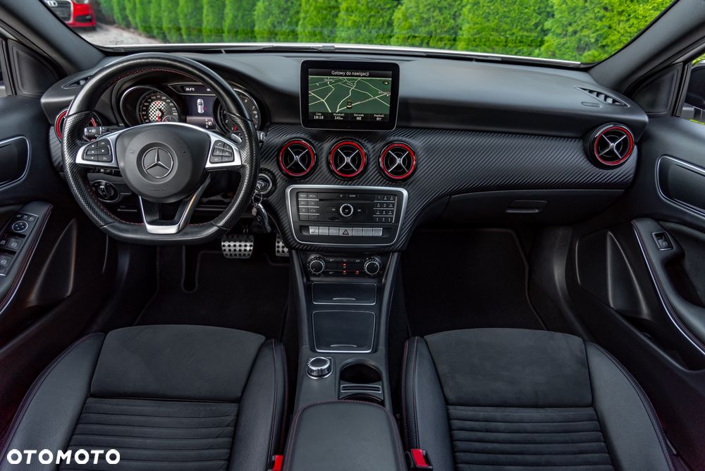 Mercedes-Benz Klasa A 250 Sport 7G-DCT - 30