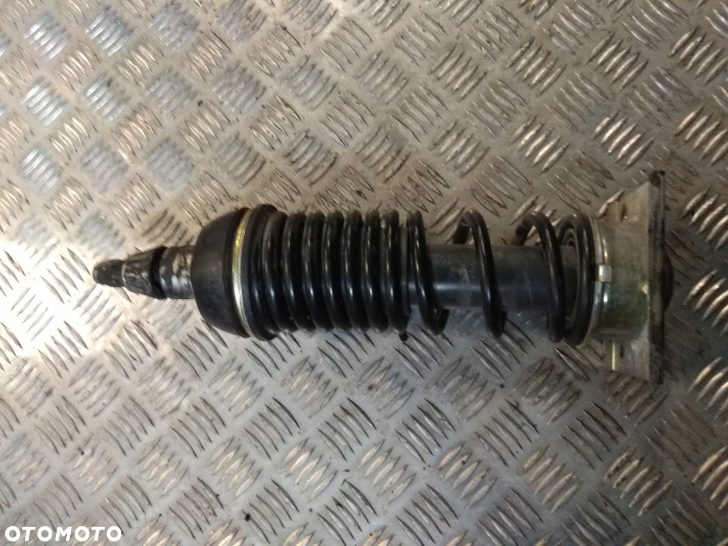 AMORTYZATOR KABINY ZAMEK SPRĘŻYNA MERCEDES ATEGO 1322 EURO 5 OE 9703175003 - 2