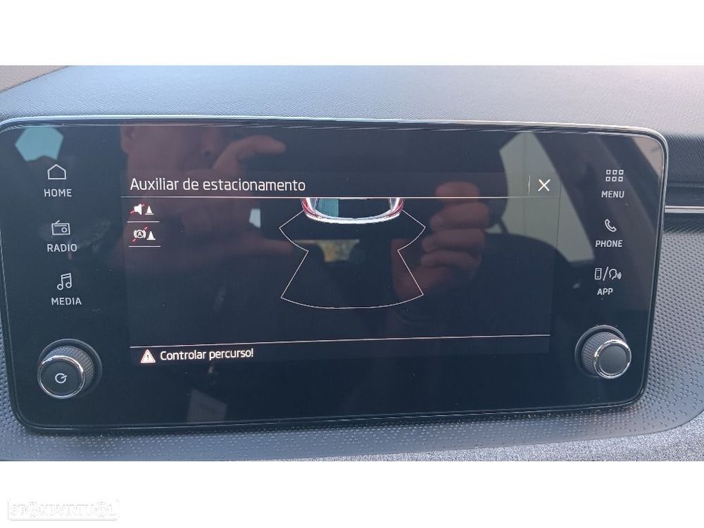 Skoda Kamiq 1.0 TSI DSG - 21