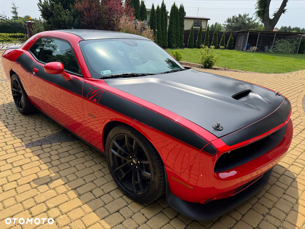 Dodge Challenger Automatik SRT 392