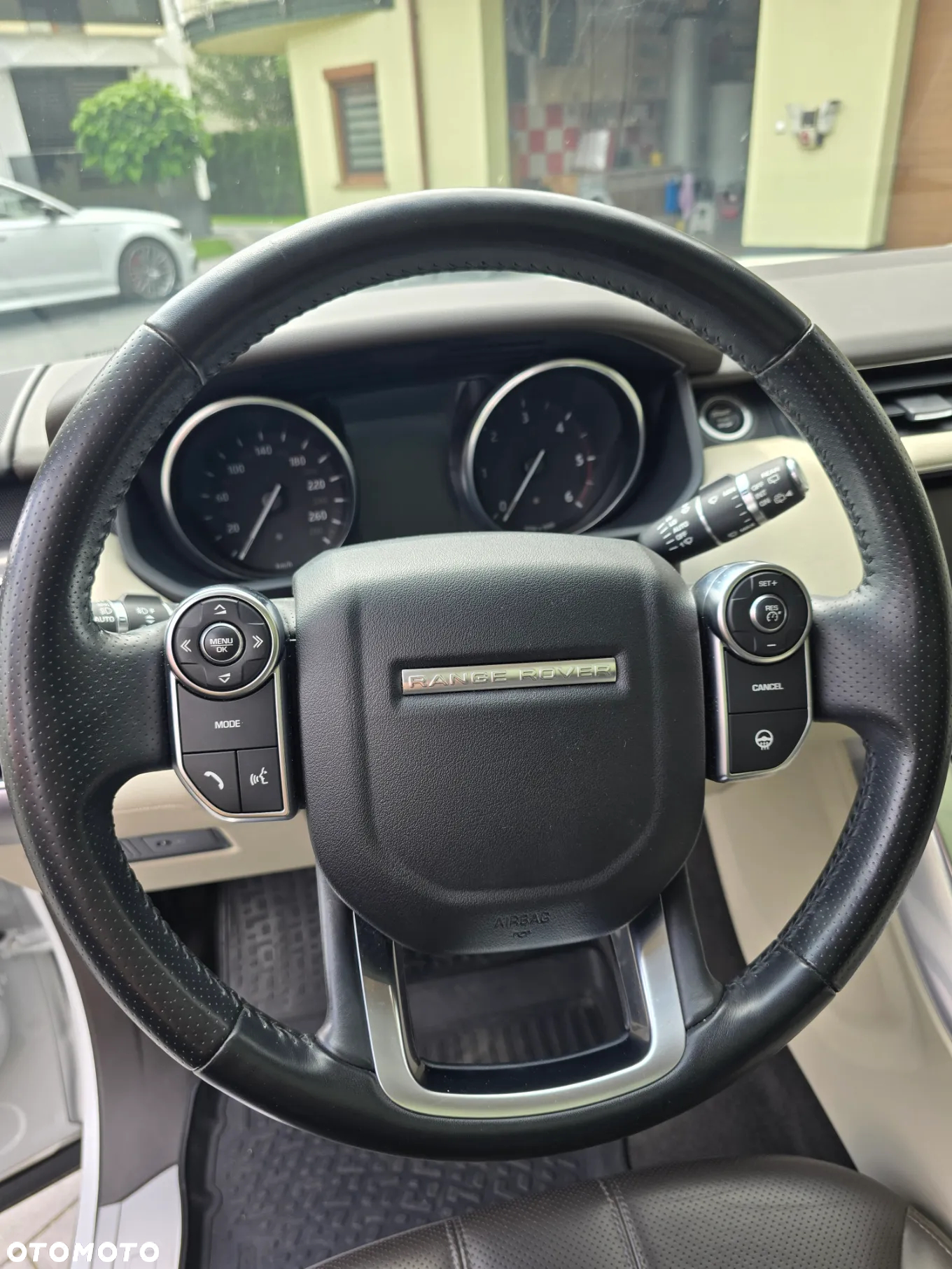 Land Rover Range Rover Sport S 2.0 SD4 HSE - 11