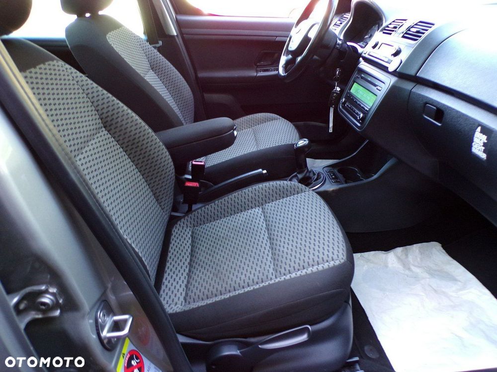 Skoda Roomster - 19