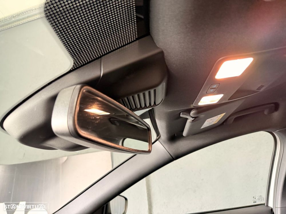 Ford Focus 1.0 EcoBoost MHEV ST-Line Aut. - 21