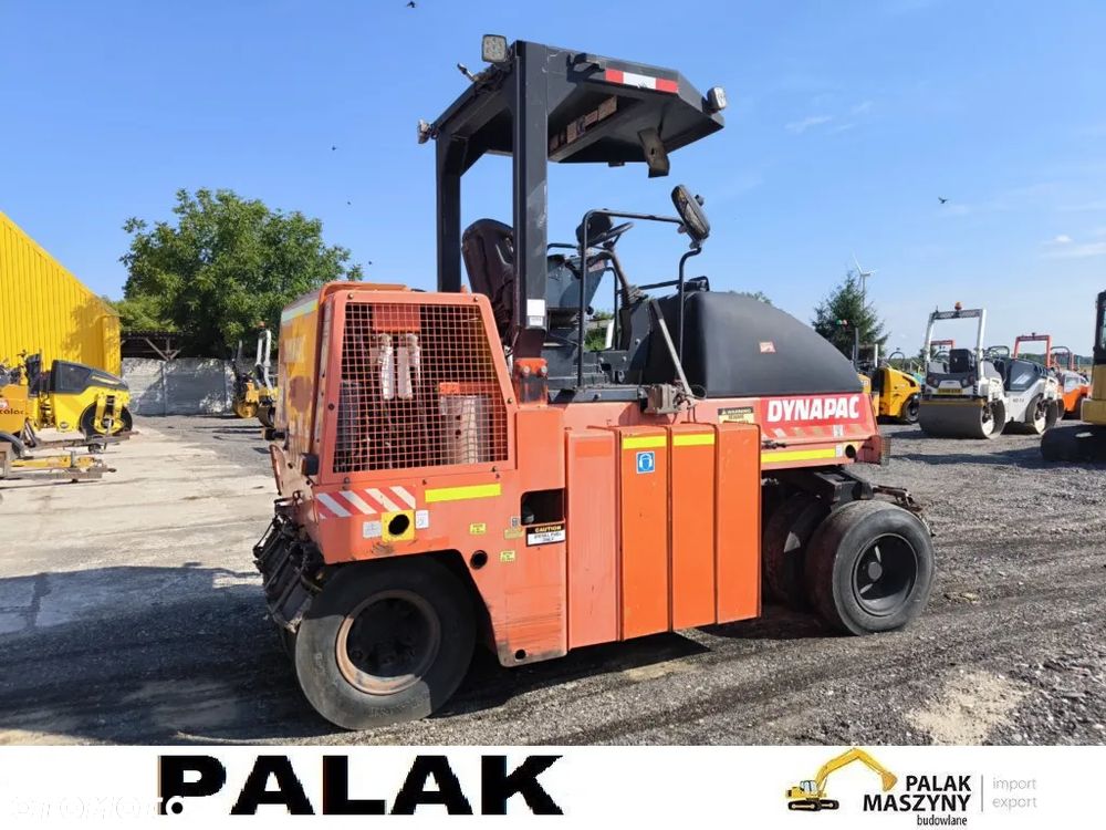 Dynapac Walec drogowy  DYNAPAC CP 142 , GUMA-GUMA  ,2013 rok - 7