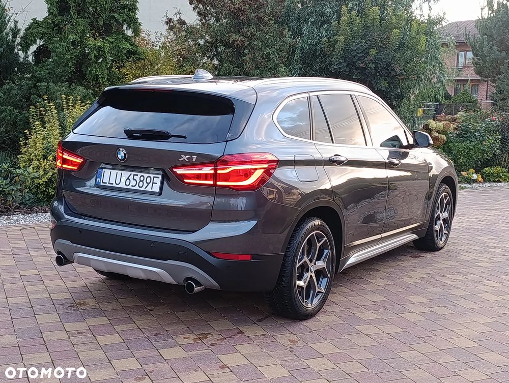 BMW X1 - 10