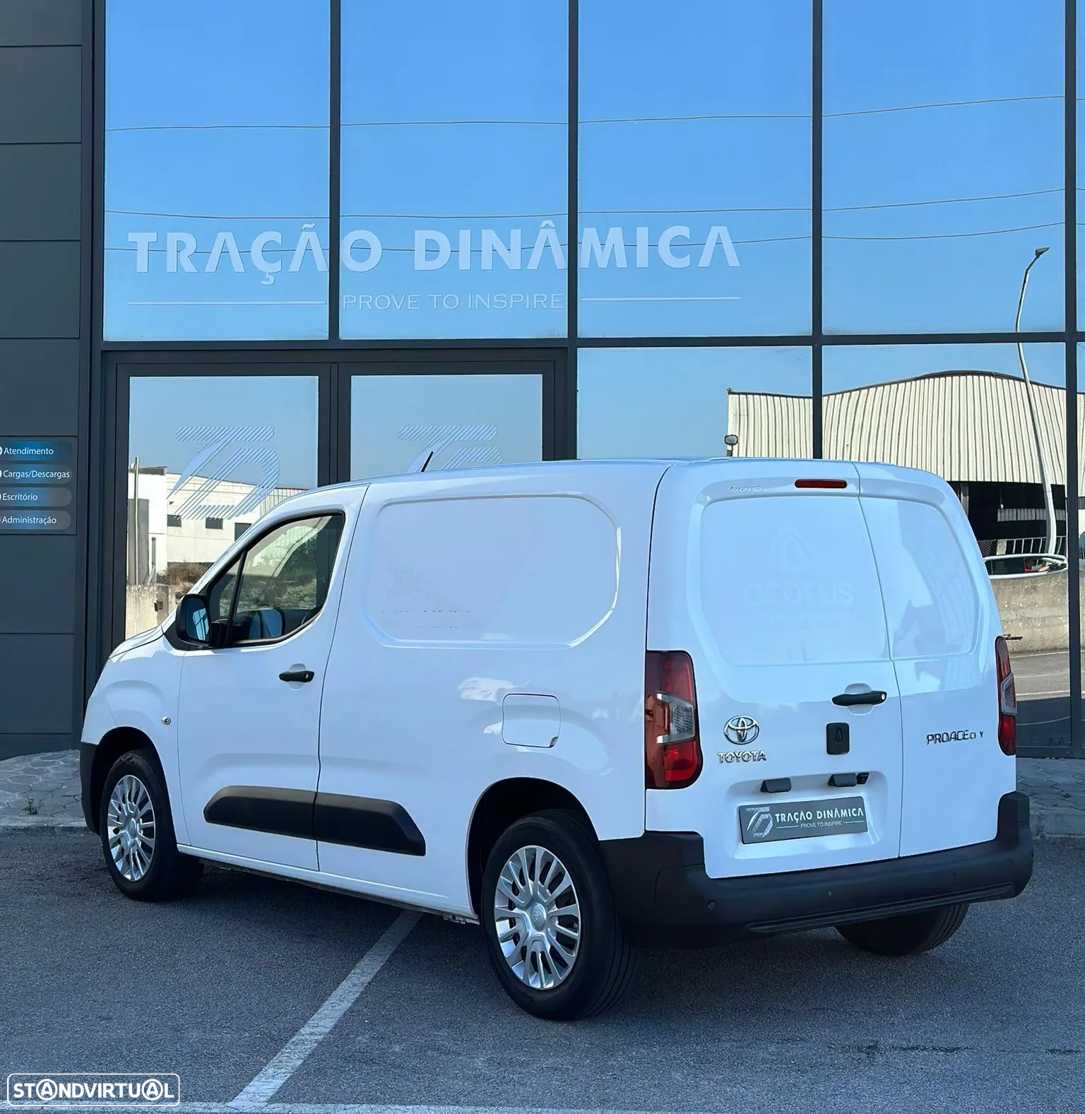 Toyota Proace City Medium 1.5D-4D L1 Business - 6