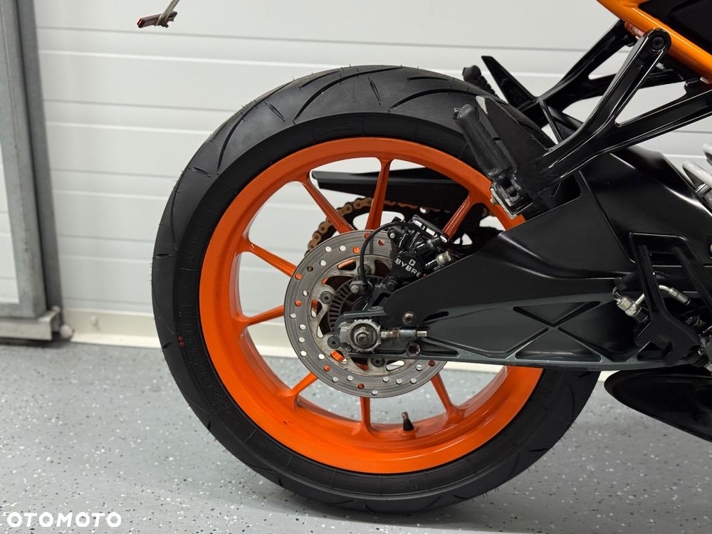 KTM RC 125 - 6