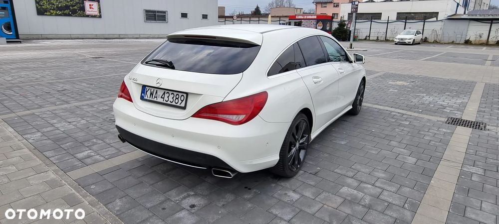 Mercedes-Benz CLA 200 7G-DCT AMG Line - 6
