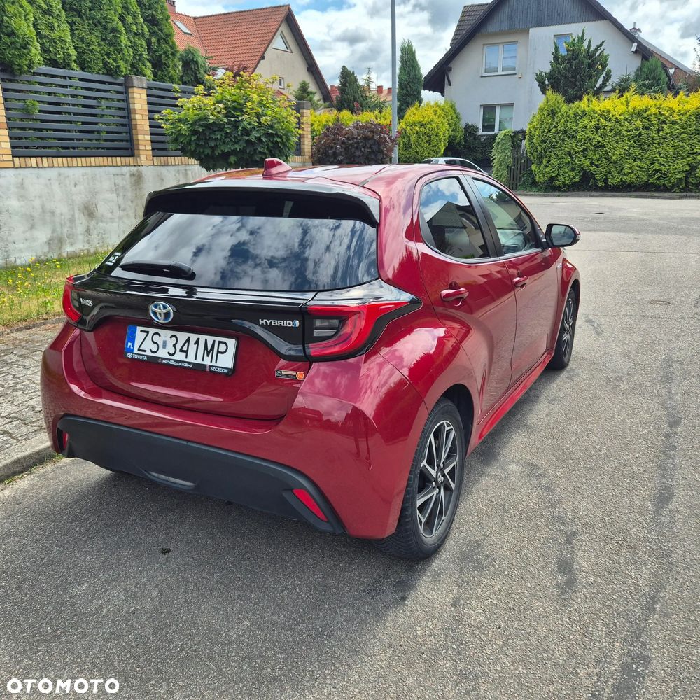 Toyota Yaris Hybrid 100 Active - 6