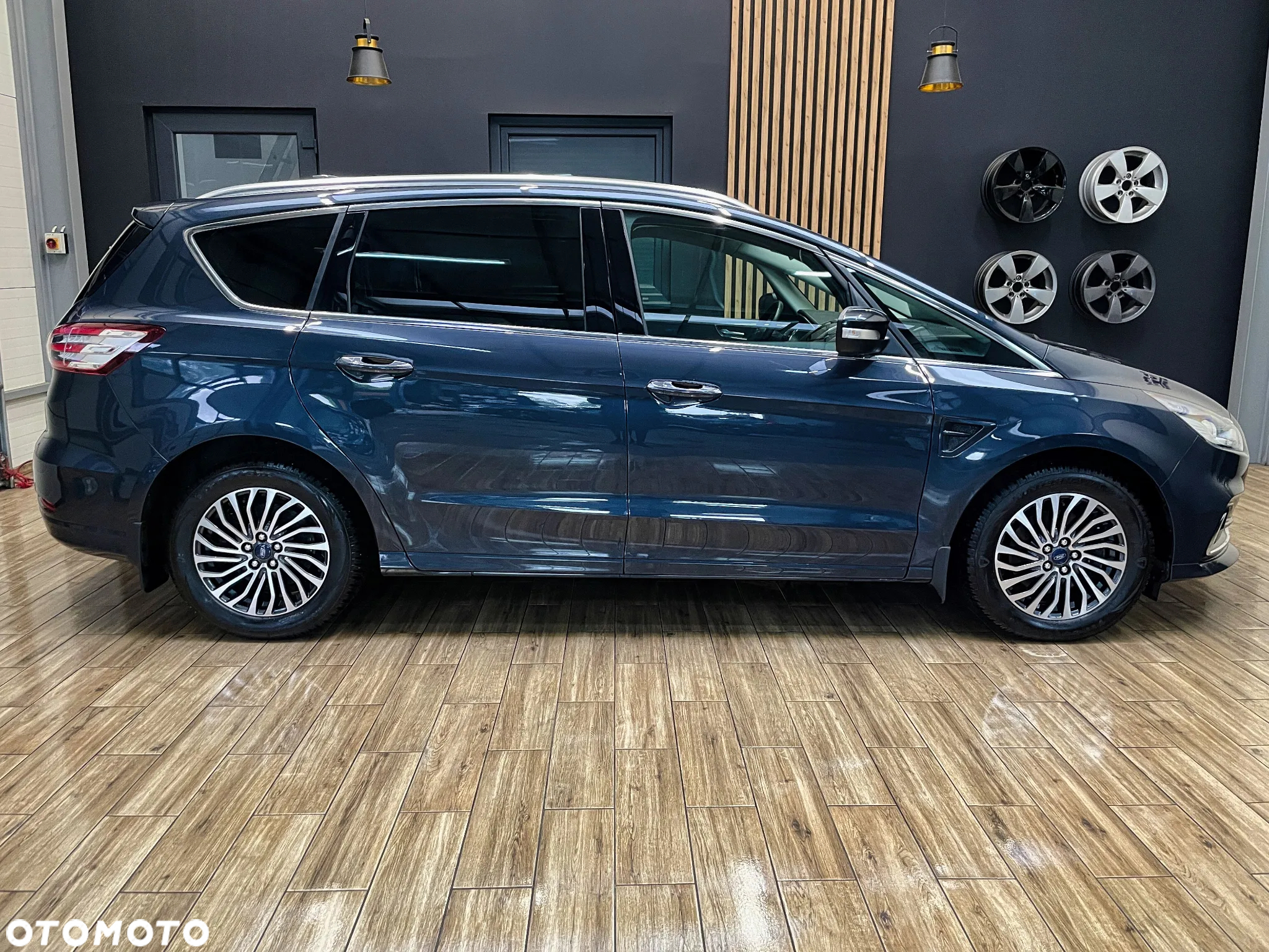 Ford S-Max - 6