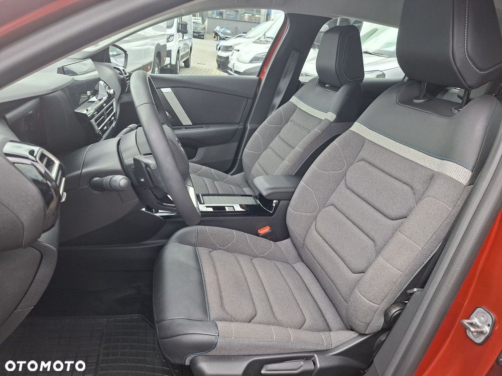 Citroën C4 1.2 PureTech Plus S&S EAT8 - 11