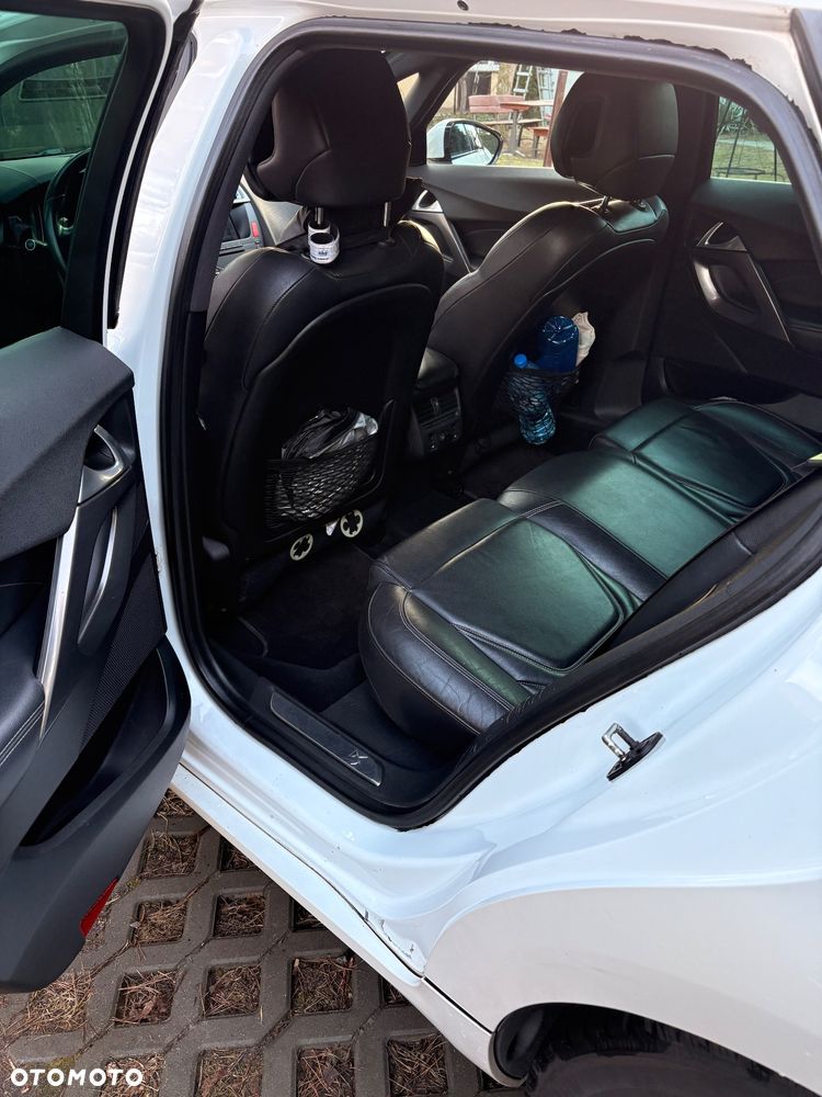 Citroën DS5 2.0 HDi Hybrid4 SoChic MCP - 10