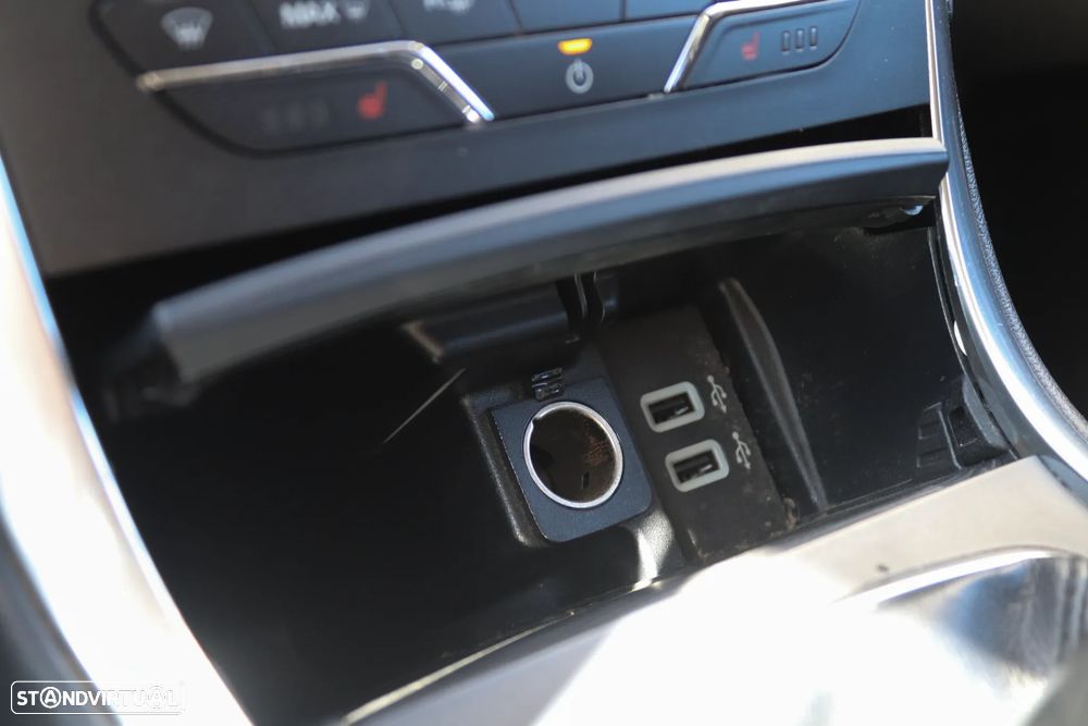 Ford S-Max - 20
