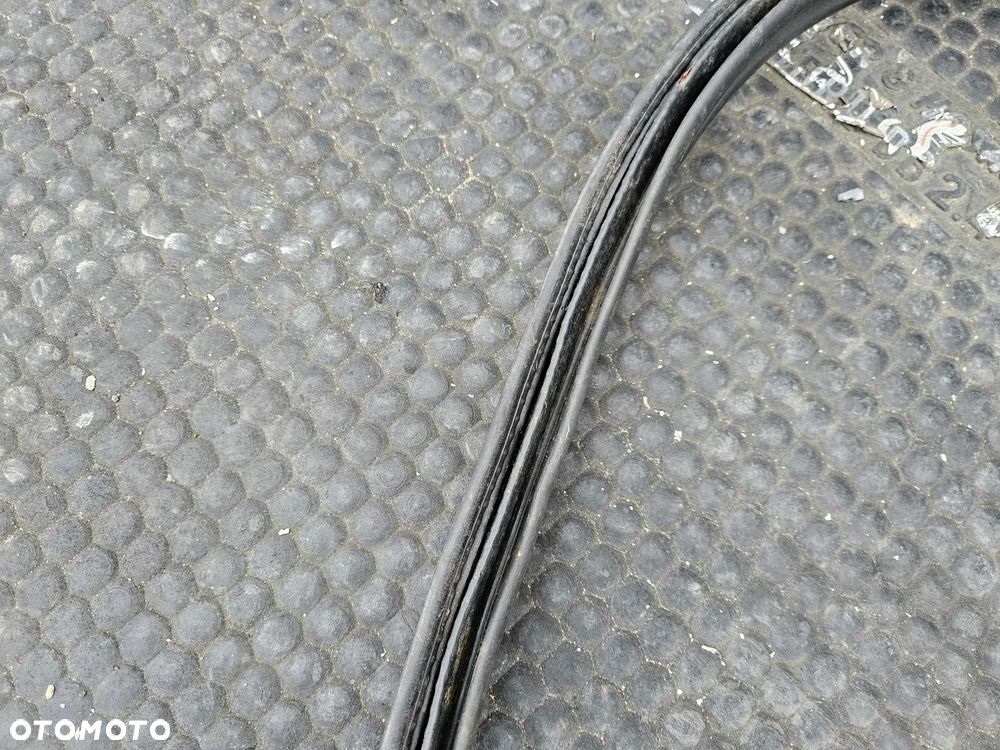 Uszczelka Guma Pokrywy Klapy Bagaznika Audi A4 B6 B7 Kombi Avant - 40