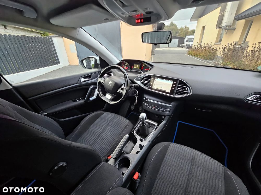 Peugeot 308 SW BlueHDi 120 Stop & Start Business-Line - 16