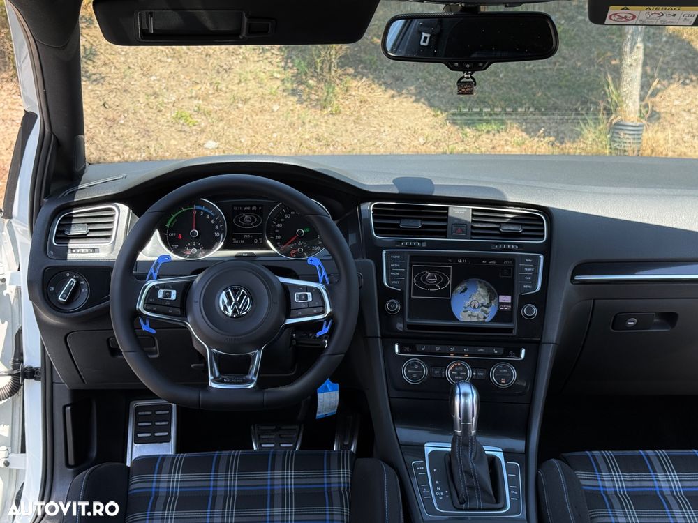 Volkswagen Golf 1.4 GTE Plug-In-Hybrid DSG - 3