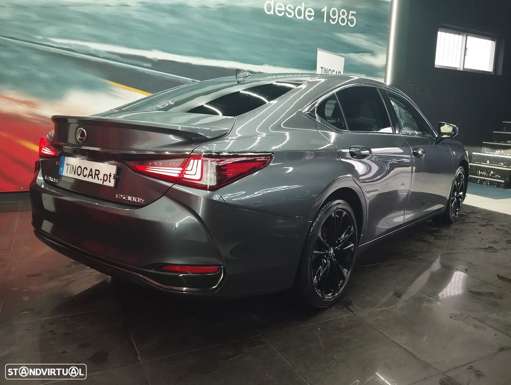 Lexus ES 300h F Sport - 5