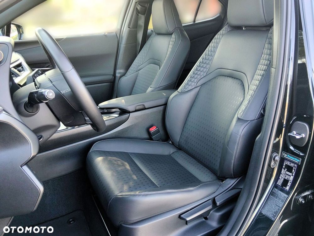 Lexus UX 250h GPF F Impression 2WD - 13