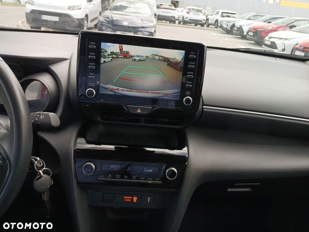 Toyota Yaris Cross Hybrid 1.5 Comfort - 19