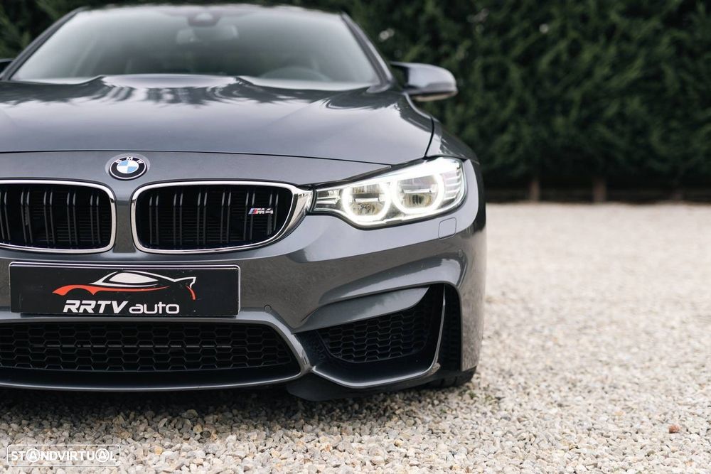 BMW M4 Auto - 32