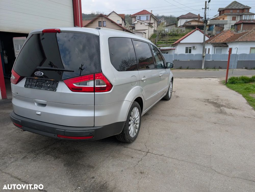 Ford Galaxy 2.0 TDCi DPF Aut. Ghia - 5