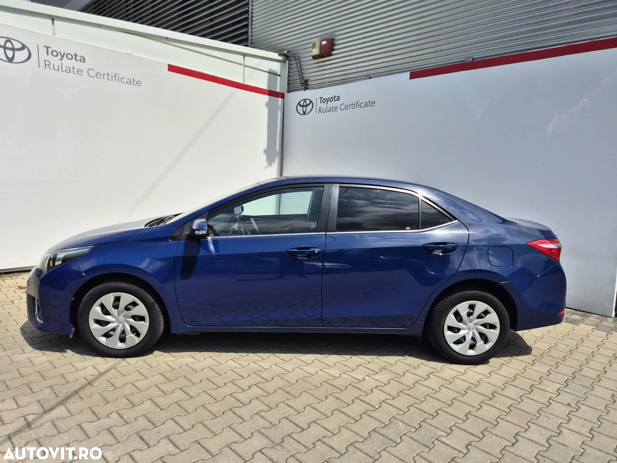 Toyota Corolla 1.6 Valvematic Sol - 3